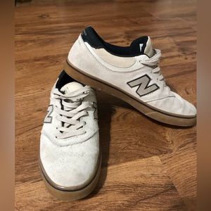 New Balance 254 skate shoes- size 9